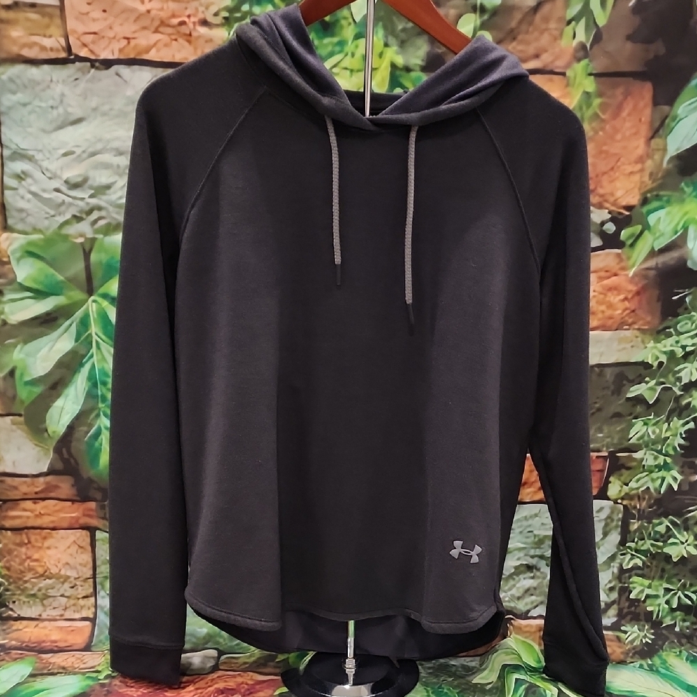 Under Armour Gray Performance Sweatshirt